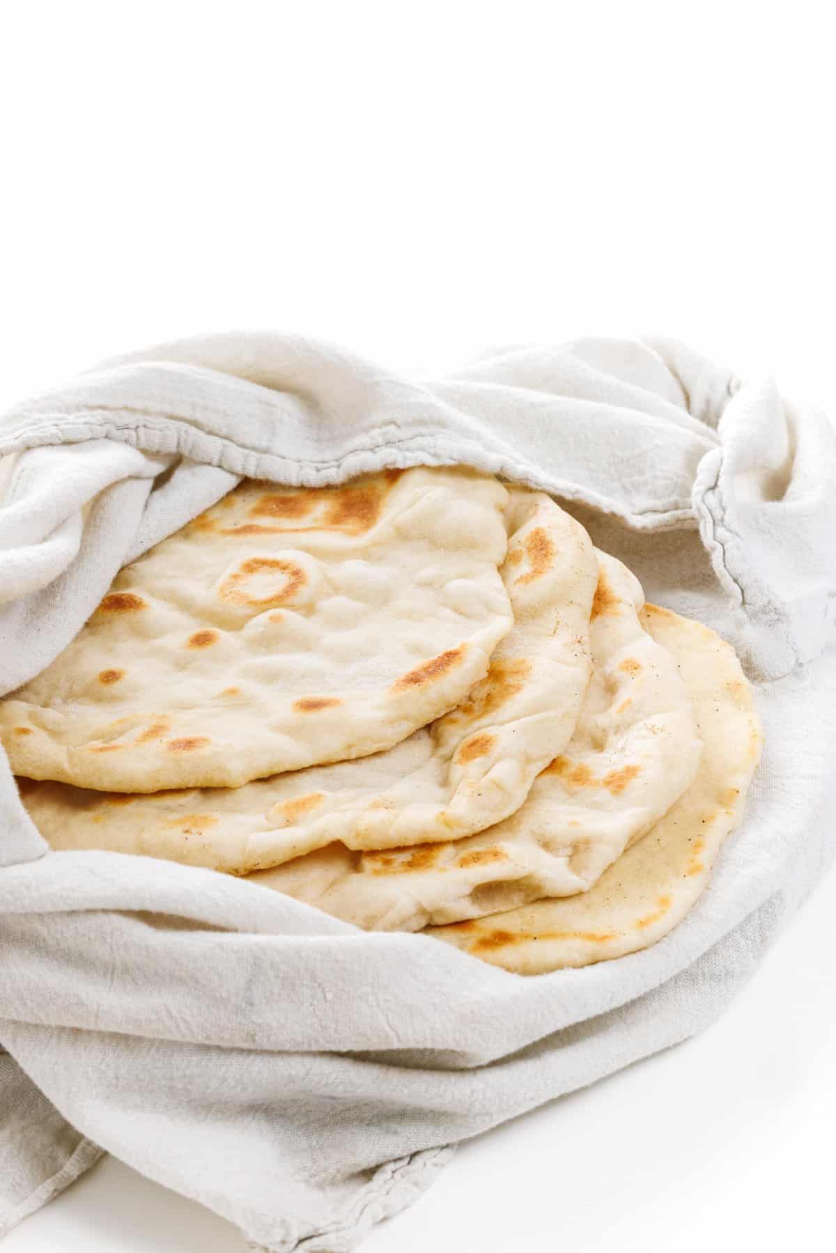 طرز تهیه نان پیتا به سبک رستوران‌های یونانی